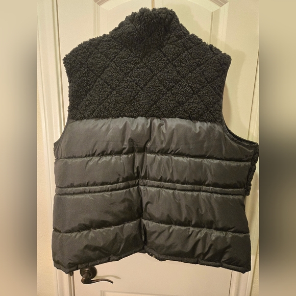 Tribal Winter Vest - Picture 5 of 7